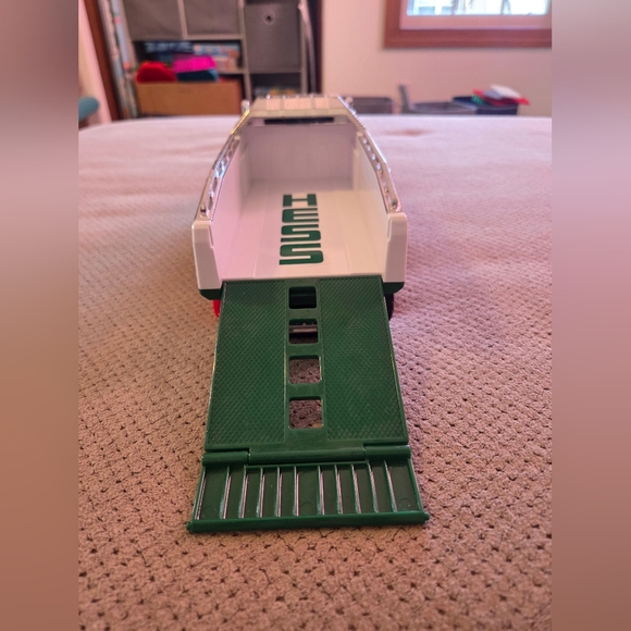 2017 Hess Dump Truck and Loader with Functioning Lights and Sound Preowned - Picture 4 of 16